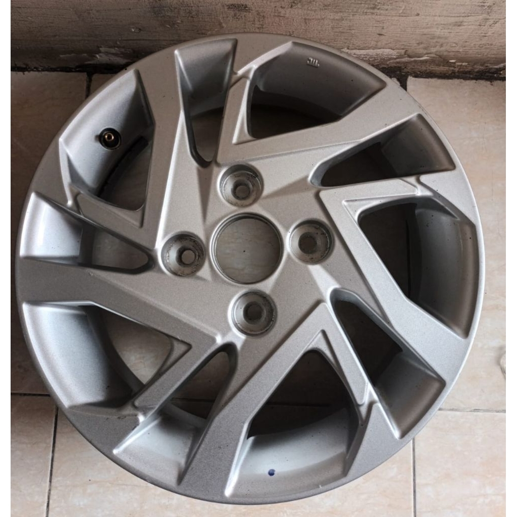 Velg R15 oem Avanza Veloz Velos 2019-2021 (harga satuan)
