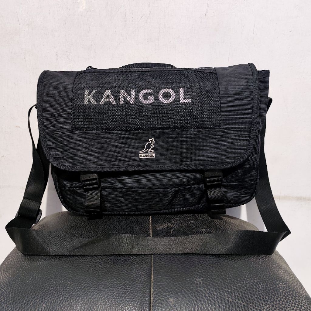 Kangol Messenger Bag / tas selempang Kangol