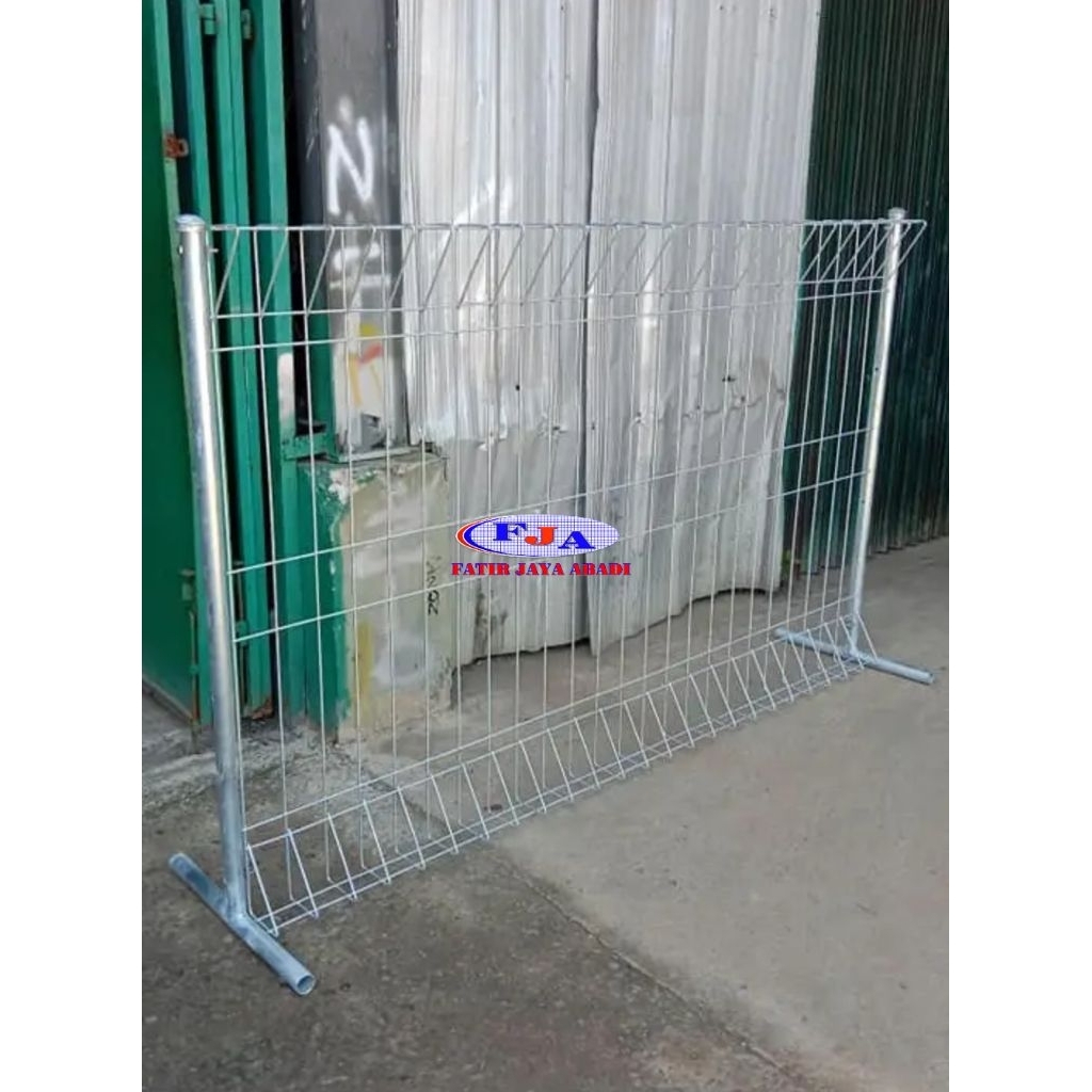 Pagar Brc Tinggi 150 cm x Lebar 240 cm x Diameter 8 mm Hot Dip Galvanis