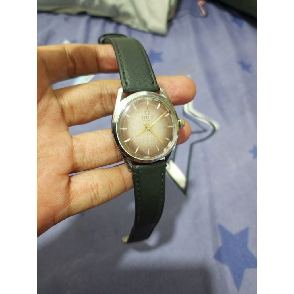 Titus manual Winding vintage