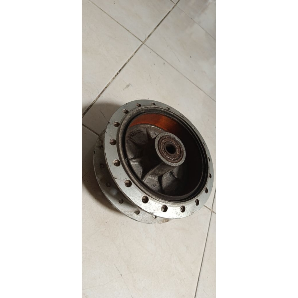 Tromol belakang Thunder 250