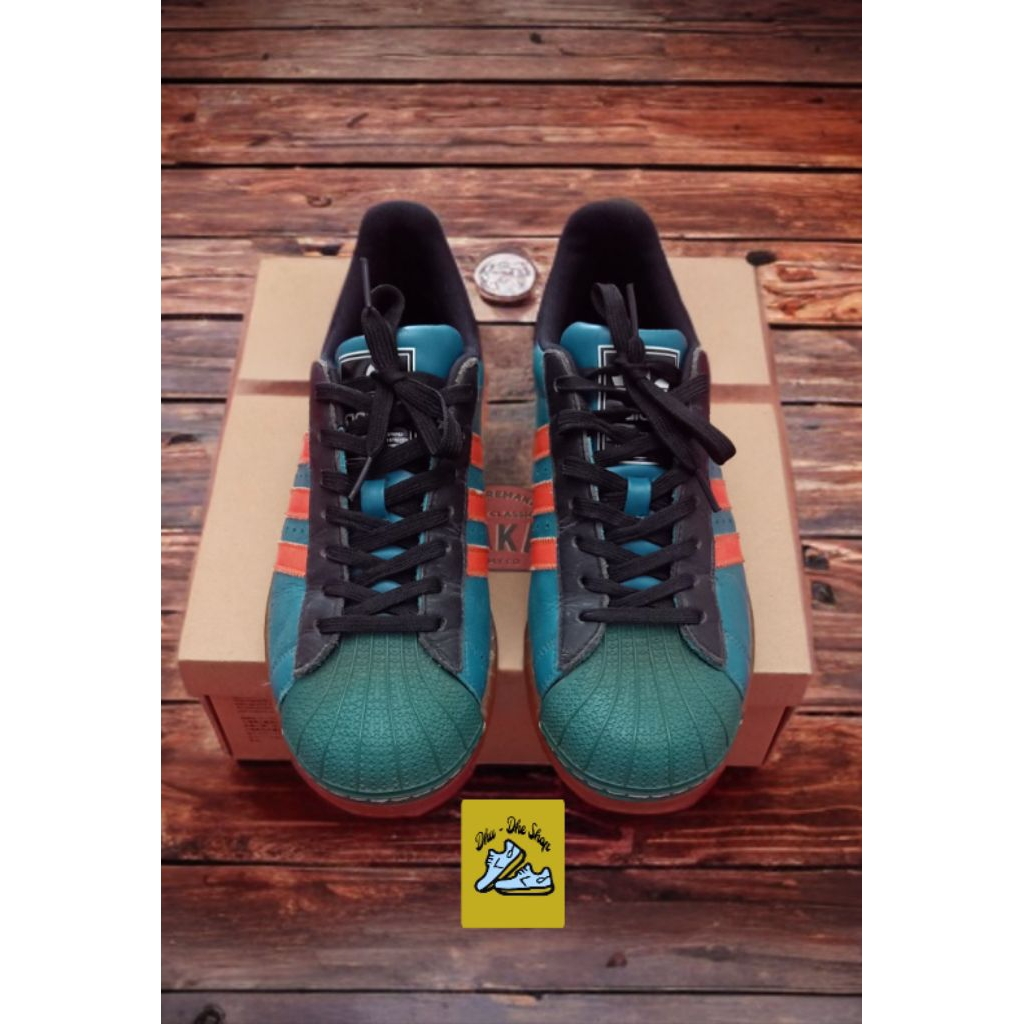 Sepatu Adidas size 41 vintage mewah