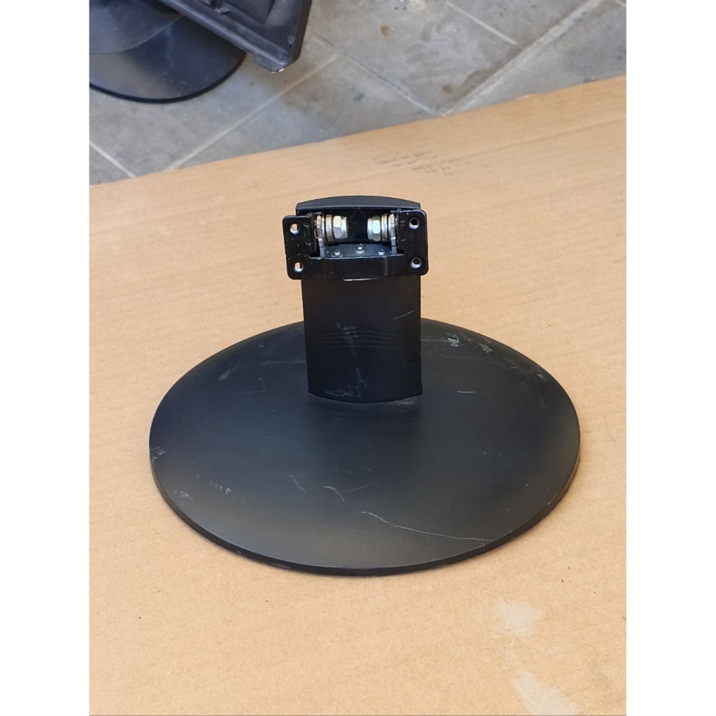 stand dudukan kaki monitor HP V201
