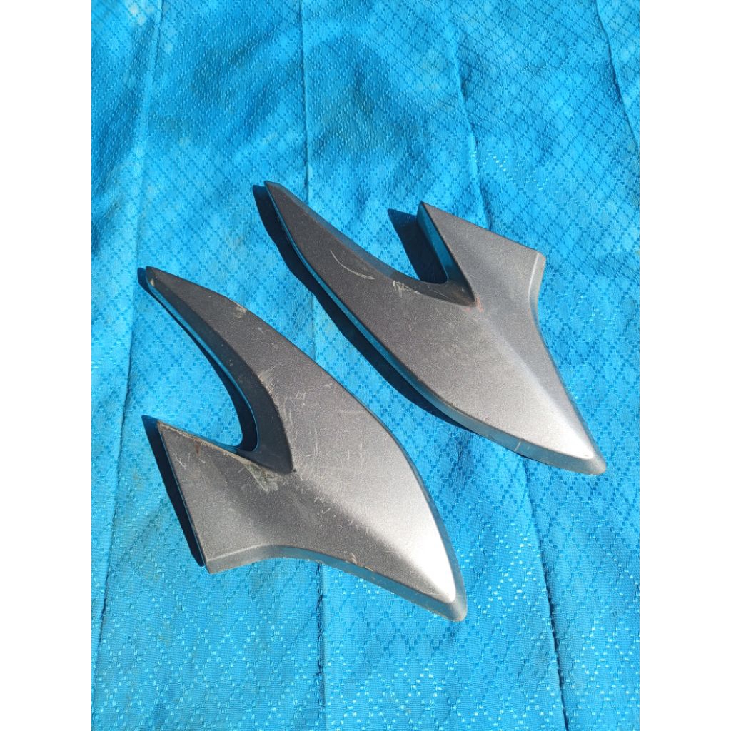 kupingan lampu depan Honda Verza 150 Original / kupingan lampu depan Verza Original copotan