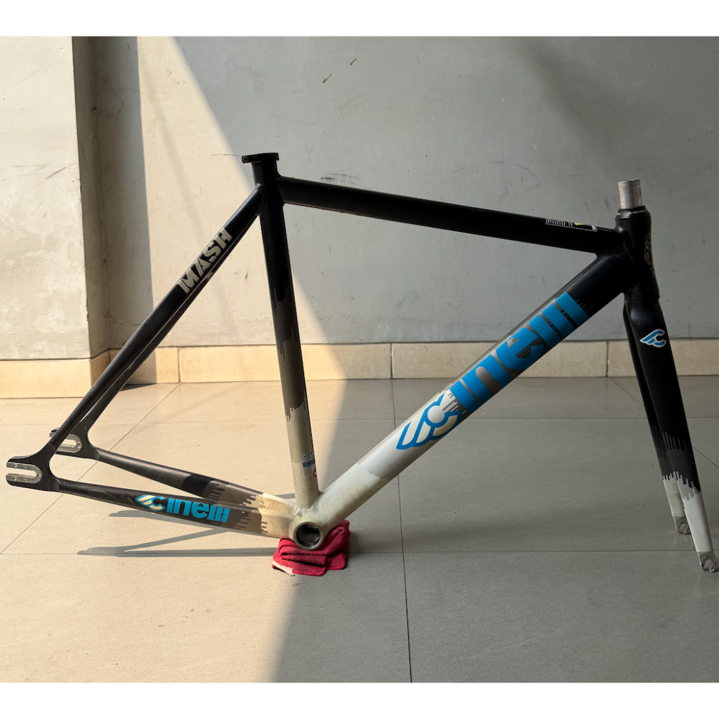 Jual Cinelli Mash Histogram 2011 Size 50
