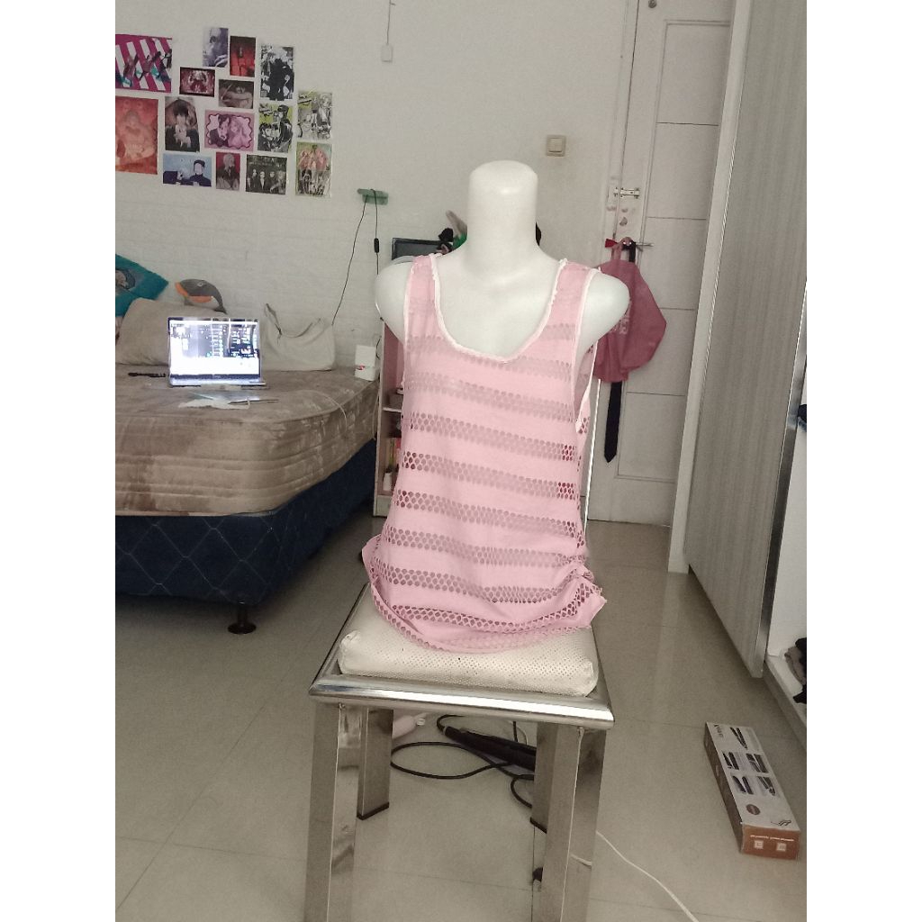 tanktop atau luaran gemes pink