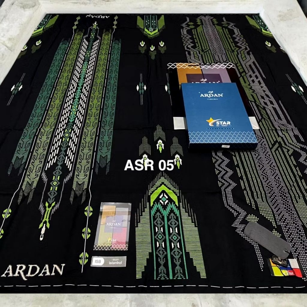 Paket 5 Pcs- Sarung Ardan Star Family Black Series Kain Super Lembut