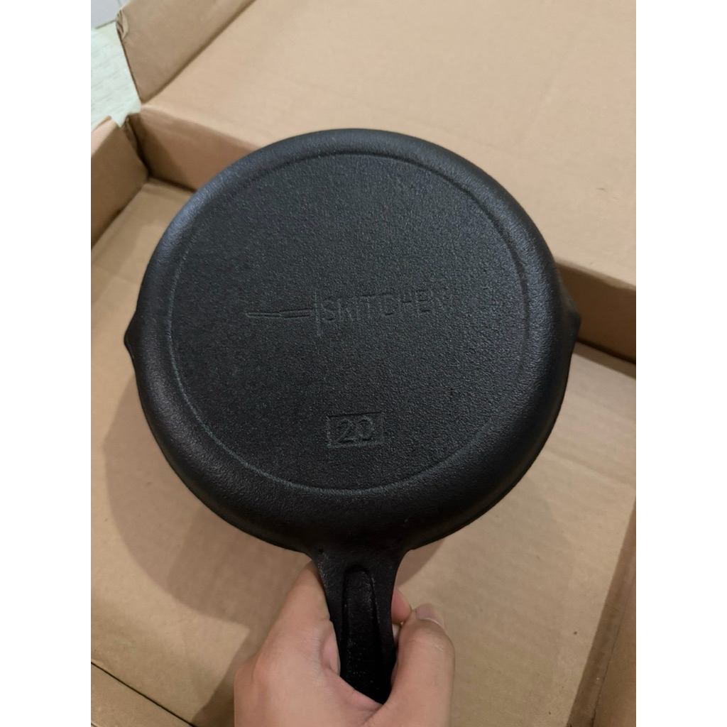 Skitchen Iron cast skillet 20cm