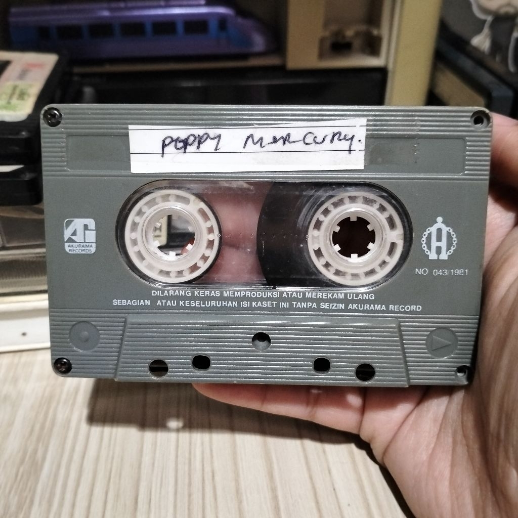 Kaset Pita POPPY MERCURY Surat Undangan