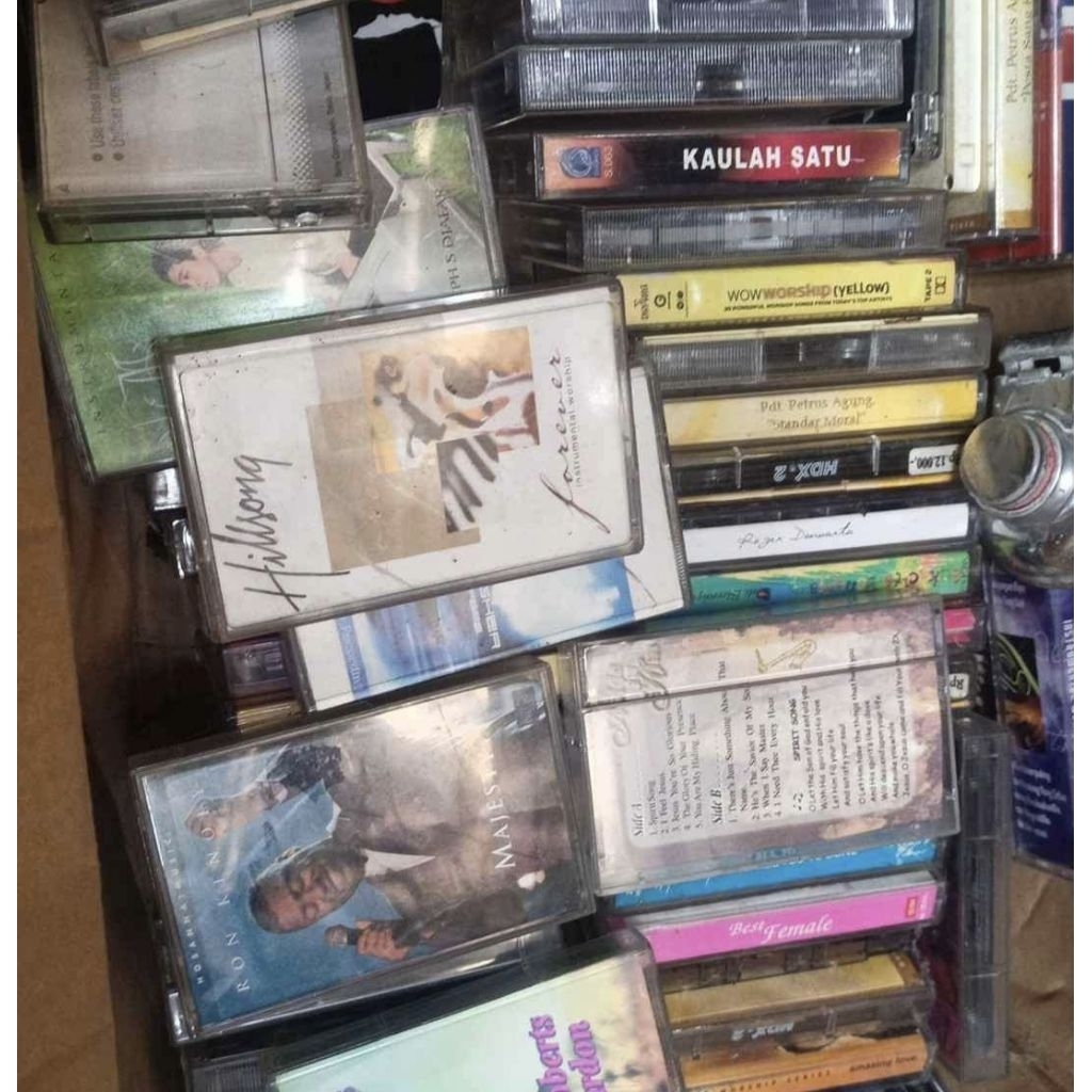 Kaset Pita Bekas