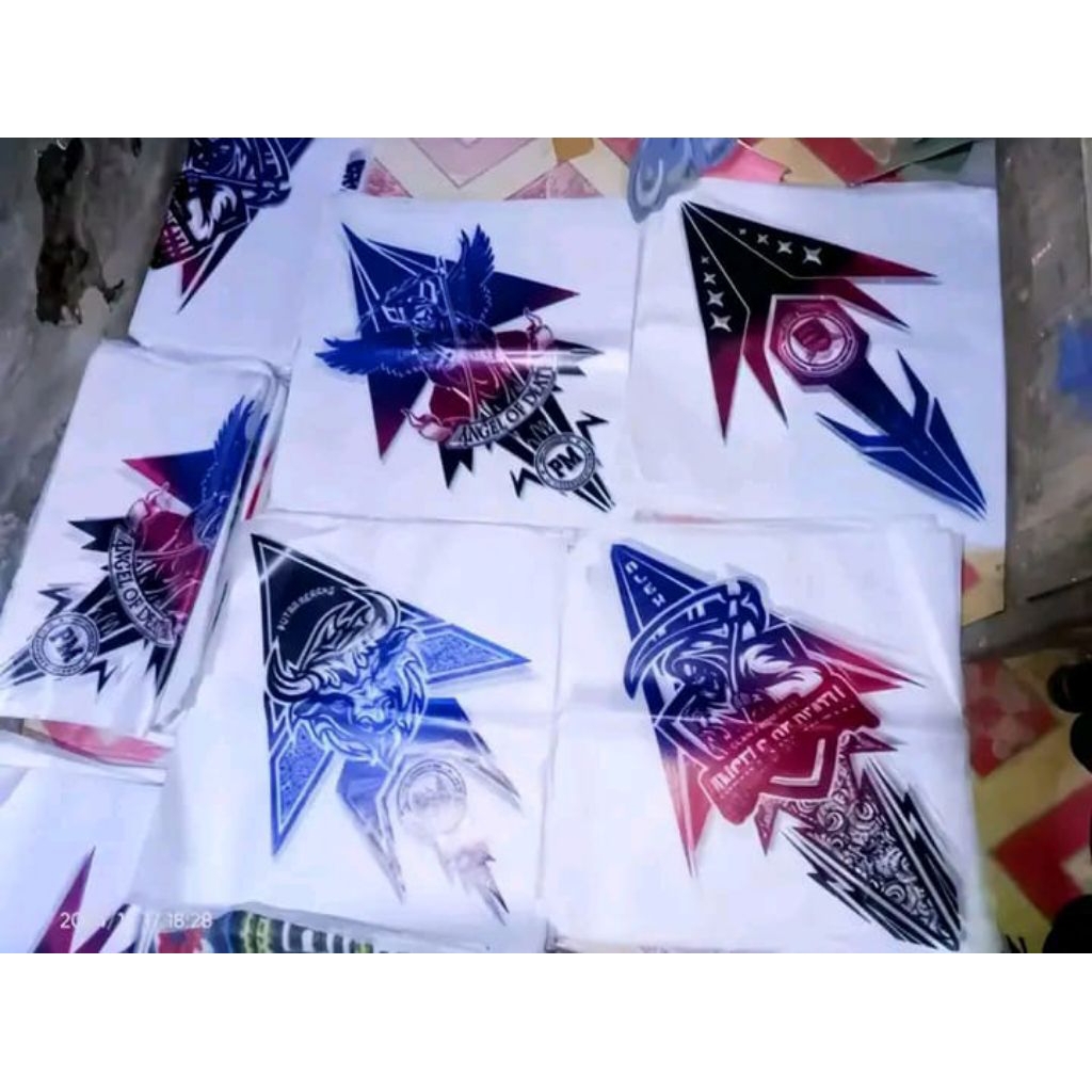 500 Lembar Kertas layangan Sembur 2 Warna