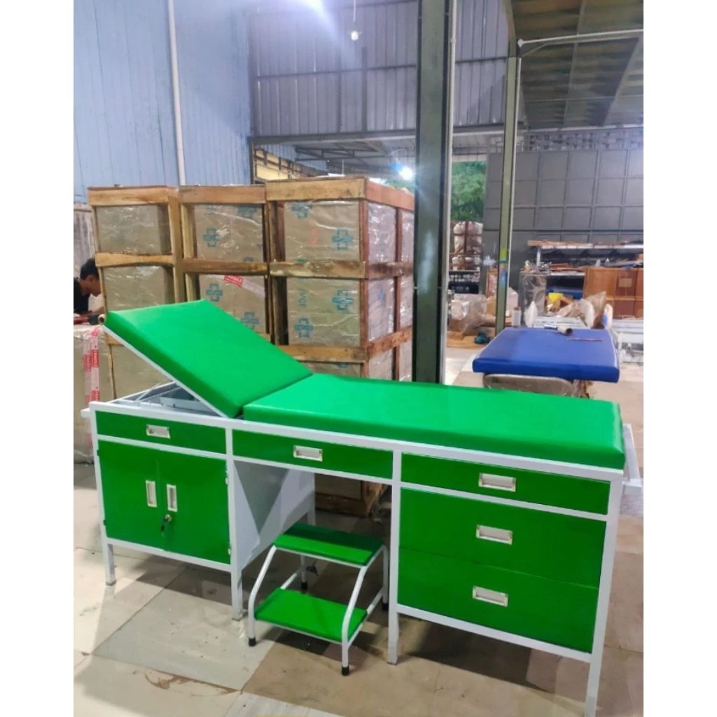 Bed periksa pasien / bed periksa laci / meja periksa pasien / bed pasien