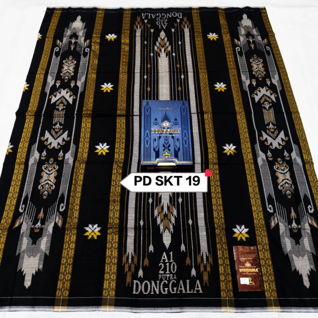 Sarung Donggala Type Toraja A1 222 termurah.,Sarung al samsi dll.