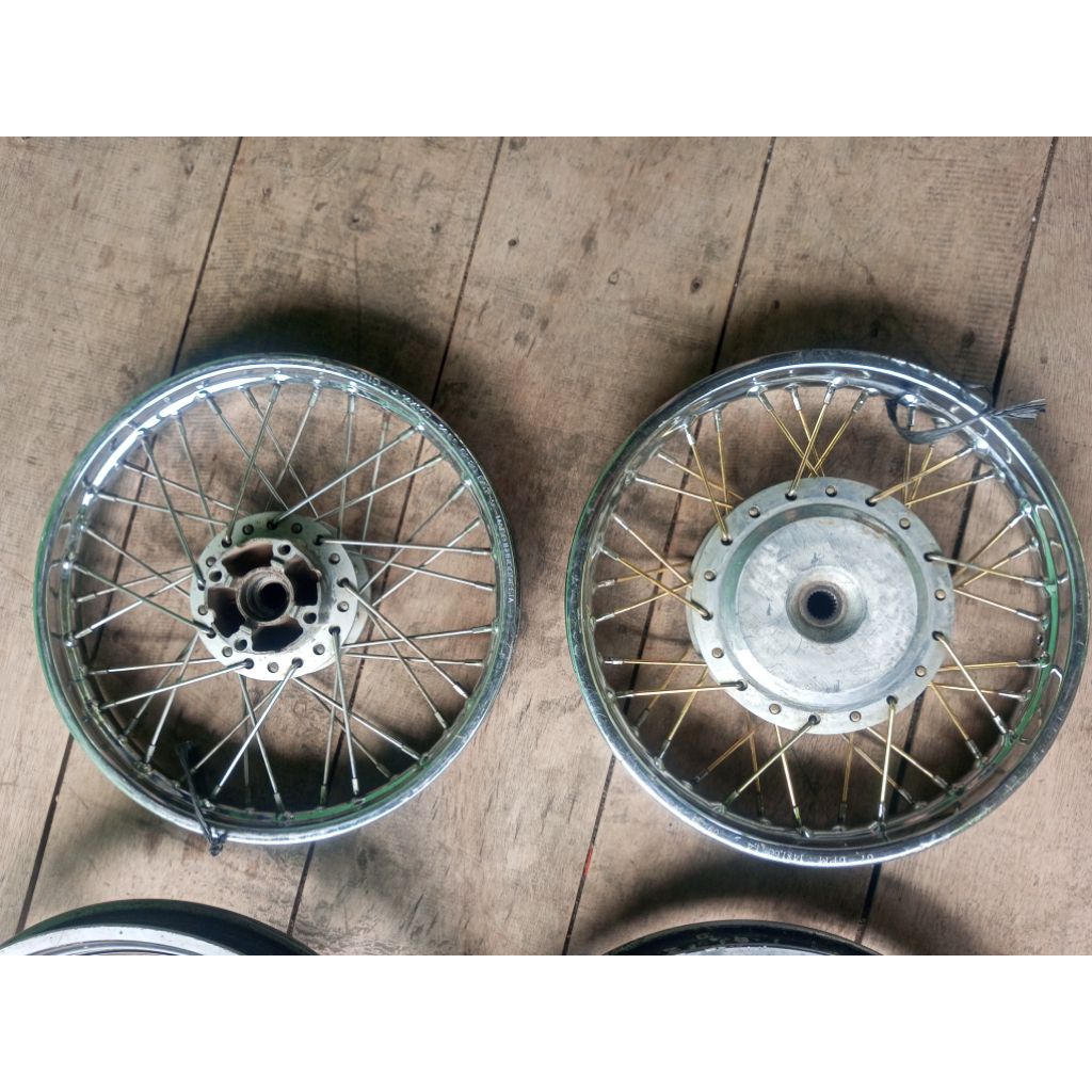 VELEG BEAT KARBU JARI-JARI RING 14