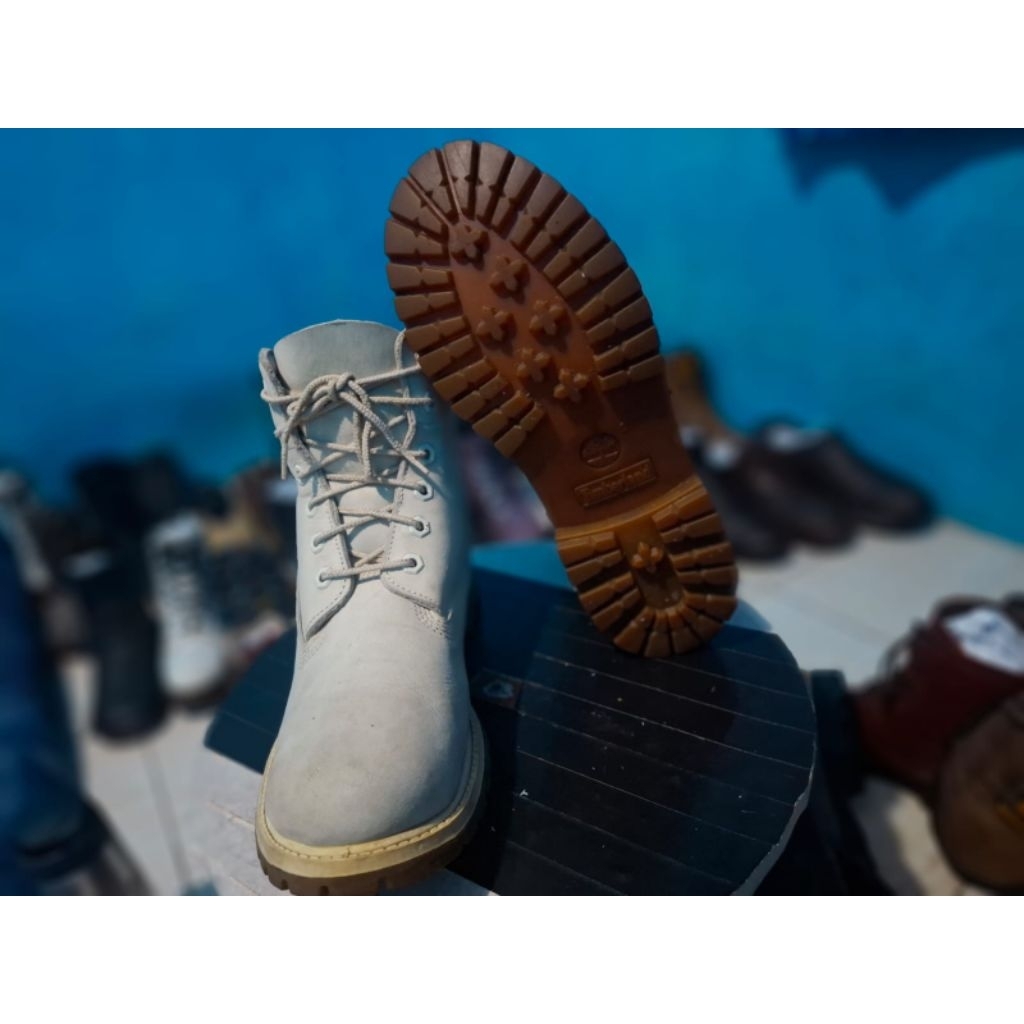 Sepatu Second Timberland Dominican size 41 ke 42 Insol 26,5 cm