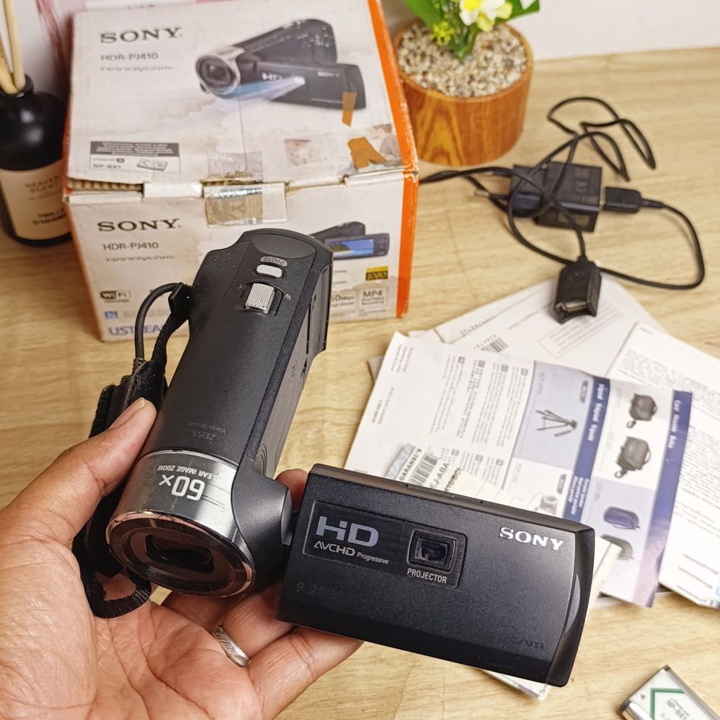 Handycam Sony pj410 hdr-pj410 pj 410 bkn cx405