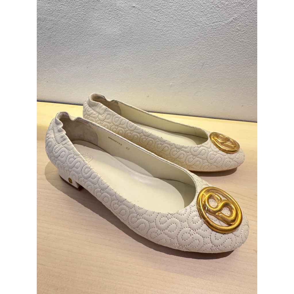 luna block heels white buttonscarves