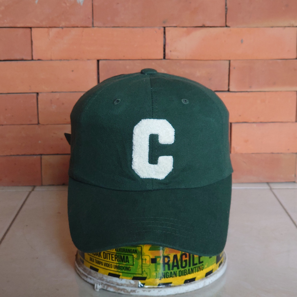 TOPI CAPS LOGO C