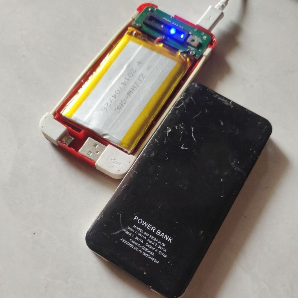 POWERBANK SLIM REAL 5000MAH ORIGINAL GOOD PRODUCK MINUS TANPA TUTUP CASING ATAS