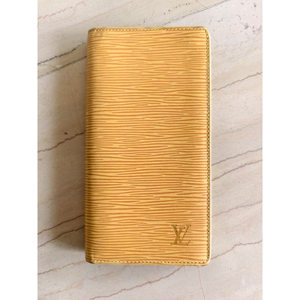 lv louis vui**on authentic original wallet epi leather