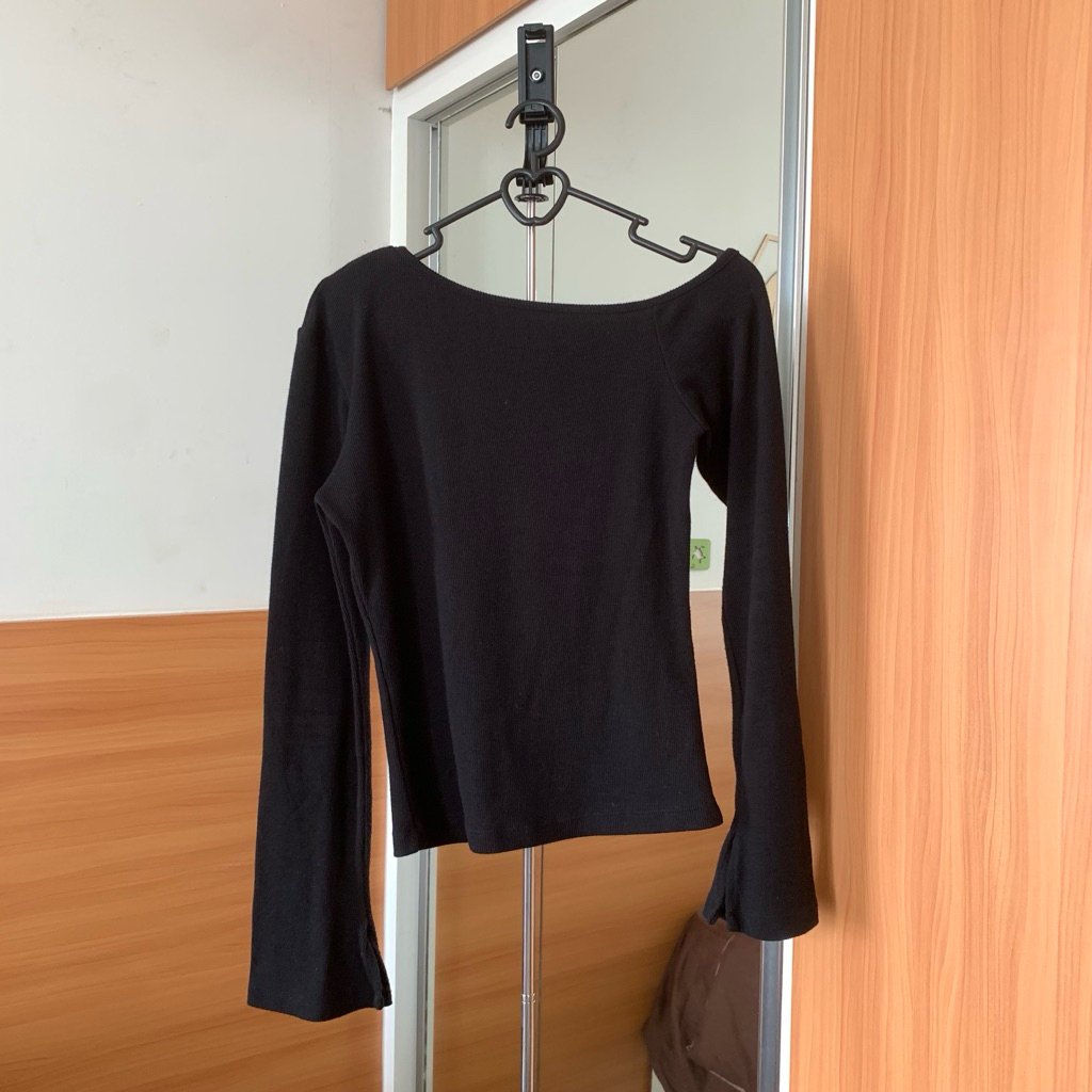 One Shoulder Long Sleeve Top