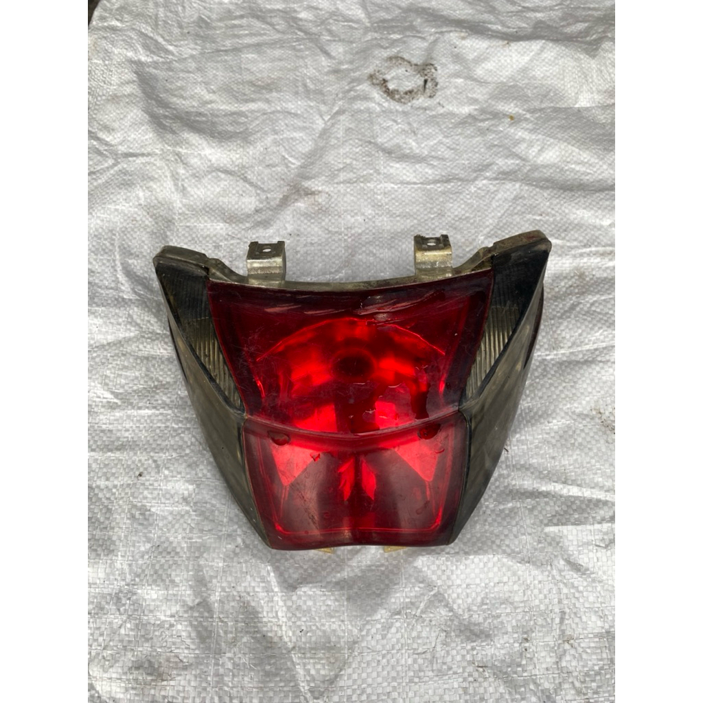 lampu reflektor stoplamp belakang kymco tvs free lx original copotan