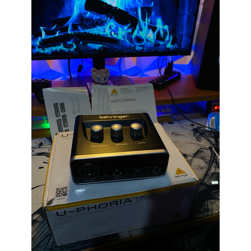 soundcard behringer um2
