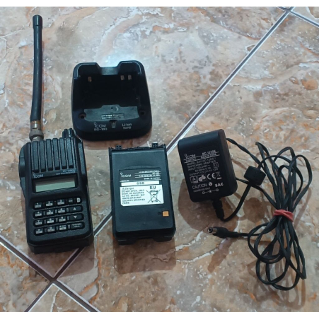 Second HT ICOM V80 (Baca Deskripsi)