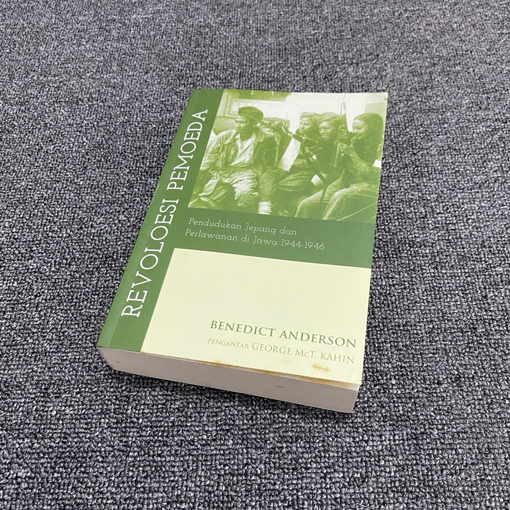 Revoloesi Pemoeda - Benedict Anderson