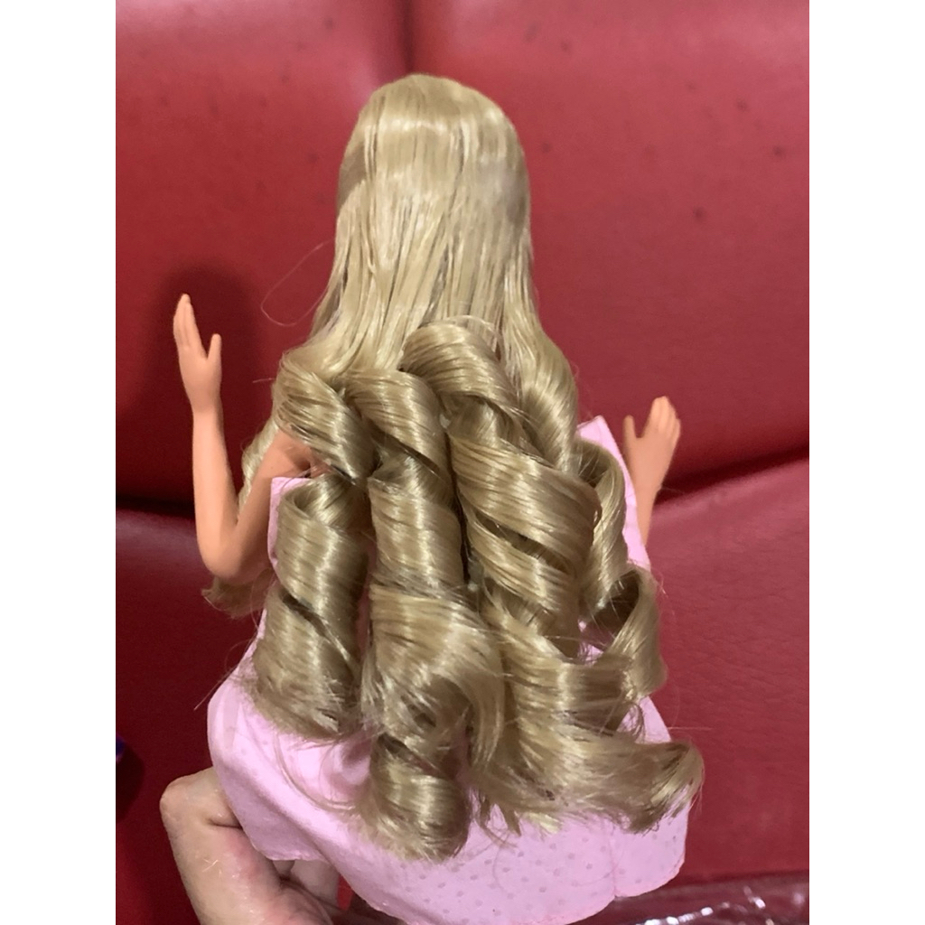 wig boneka princess and the pauper to be a princess