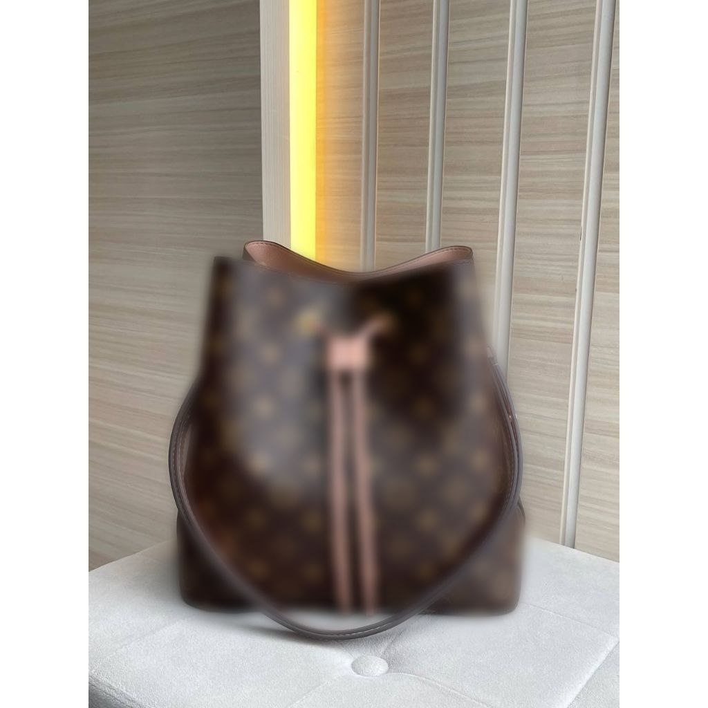 Tas Selempang & Bahu Wanita Neo Noe Monogram Canvas