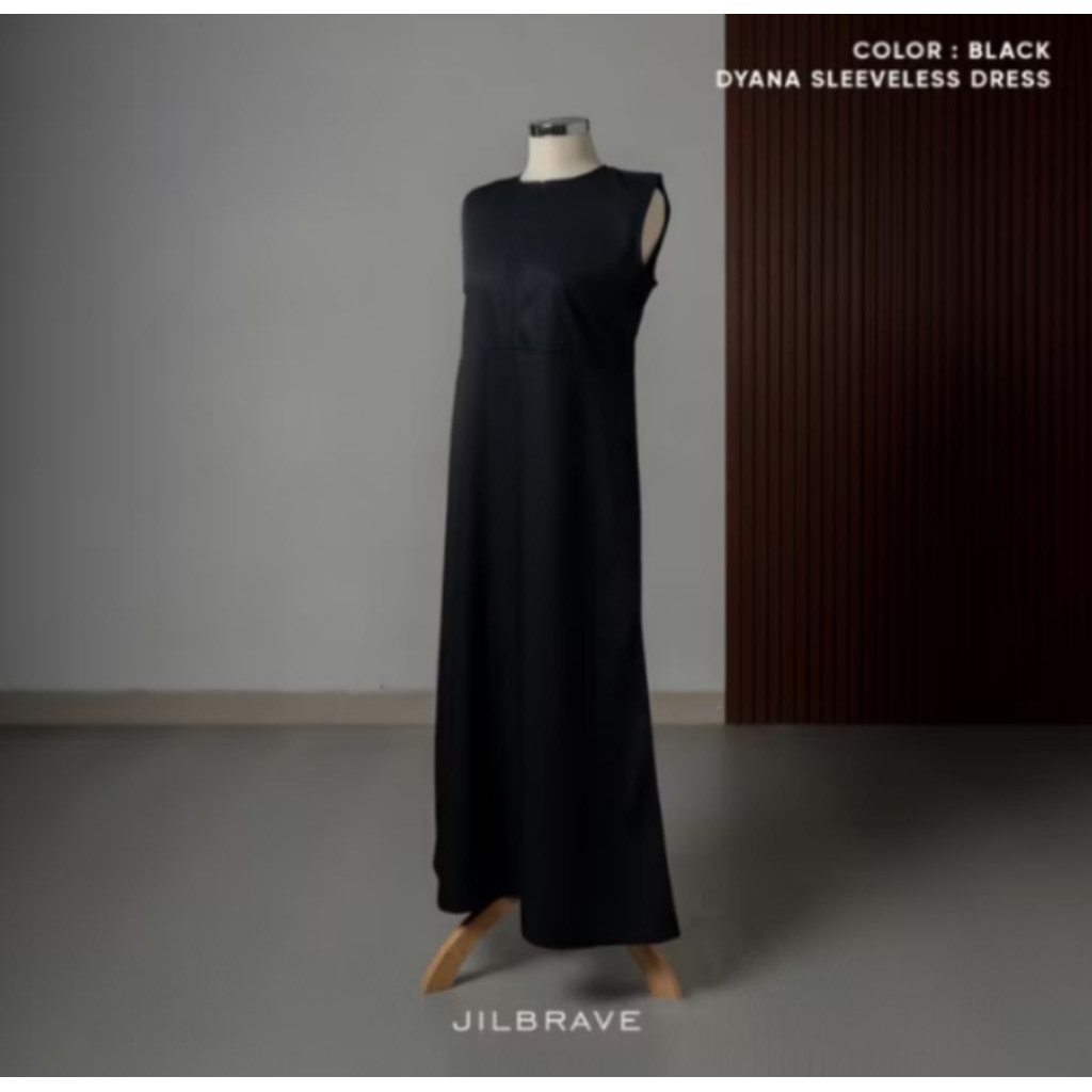 PRELOVED_SOLLY_DAN_DYANA_BY_JILBRAVE_SIZE_M