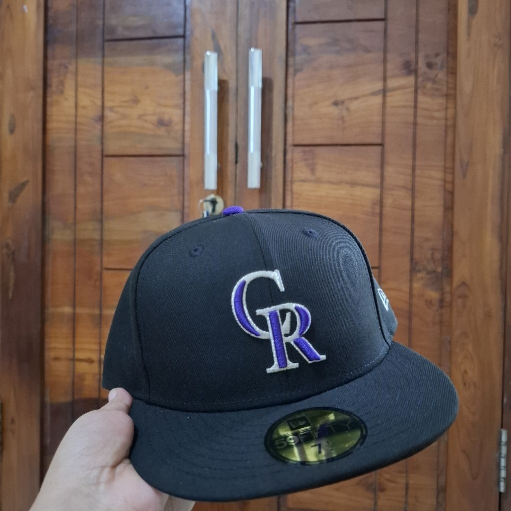 topi baseball Colorado Rockies 59FIFTY Authentic Collection On Field New Era. 
