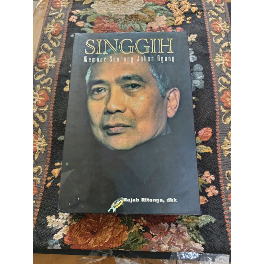 Singgih memoar seorang jaksa agung