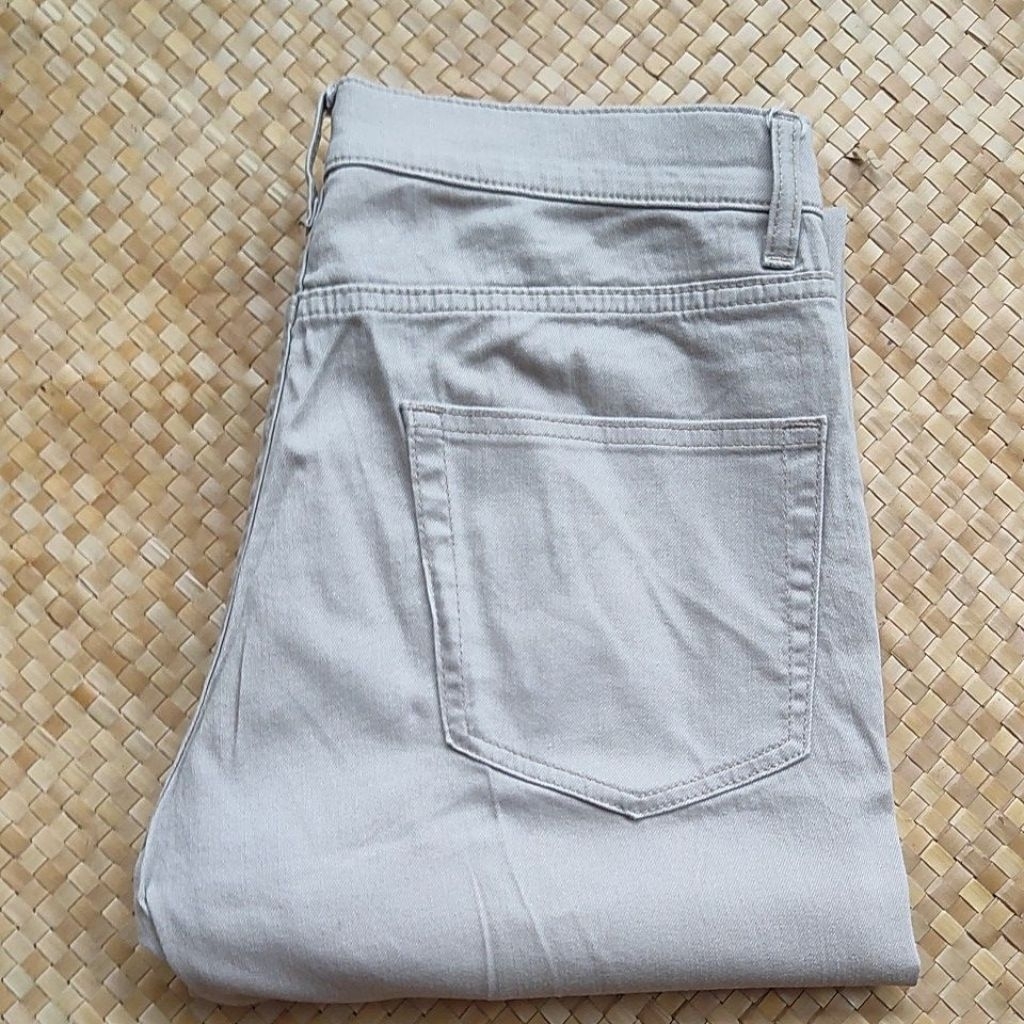 celana jeans pria Uniqlo jeans cowok soft jeans