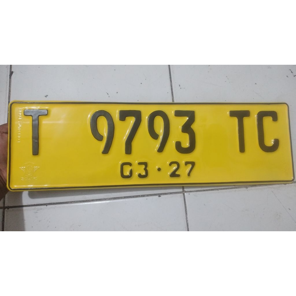 KALENG MOBIL KUNING FULL CAT RAPIH