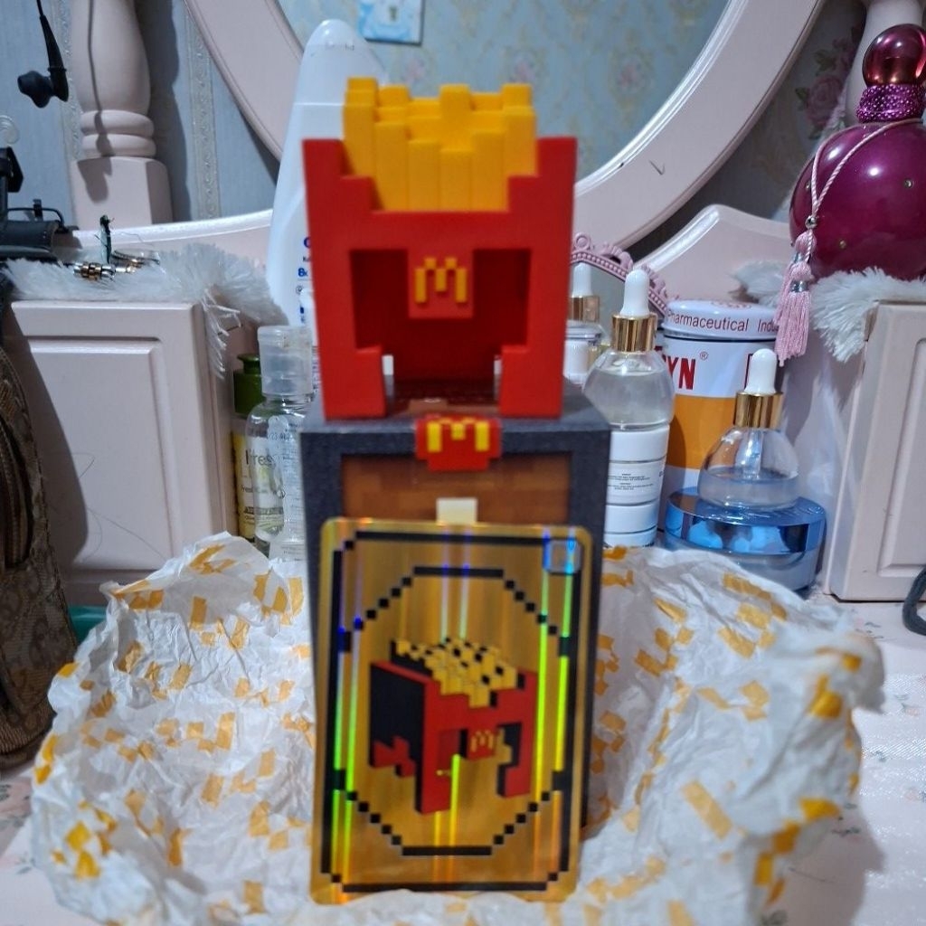McD x Minecraft FRY HELMET