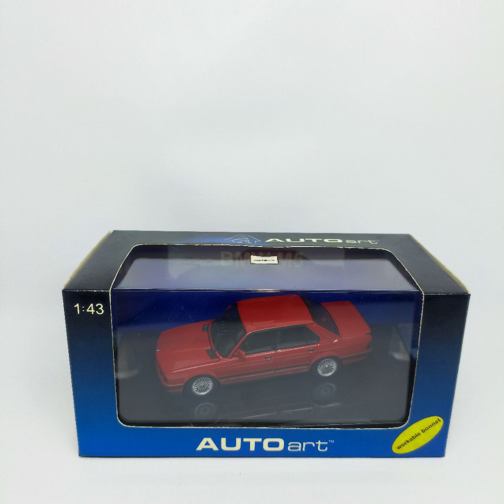 Autoart 55151 BMW M5 (E28) Zinnoberred 1:43 Original