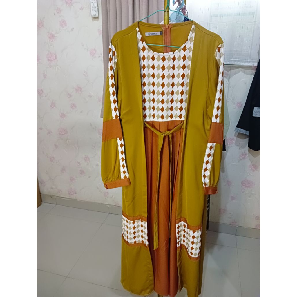 Gamis Javina