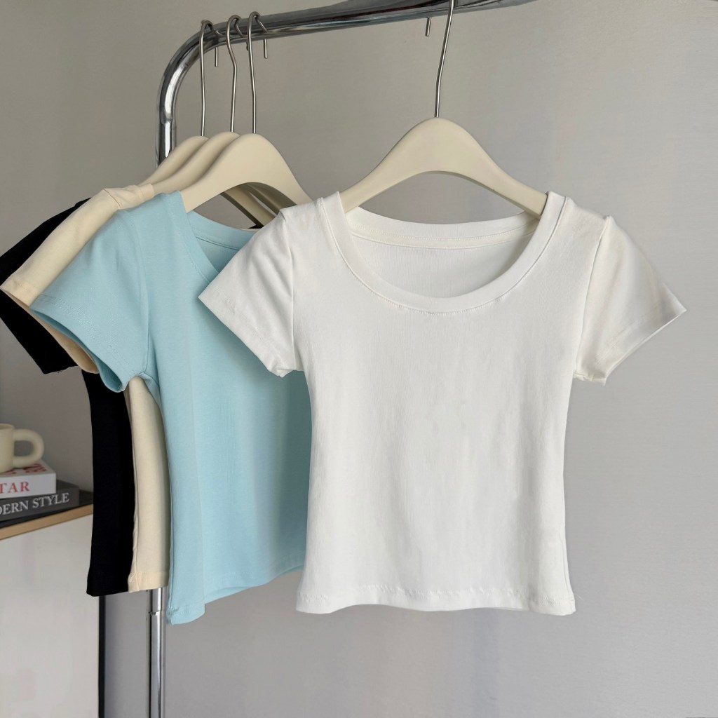 Kaos Wanita Perfect Fit Cotton Cloud Putih Fitted T-shirt Cewek Women Casual Cotton Premium Basic Mi