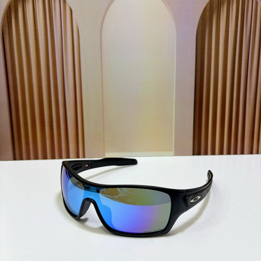 Kacamata Hitam Pria Wanita Oakley Turbine Rotor UV400 Sport