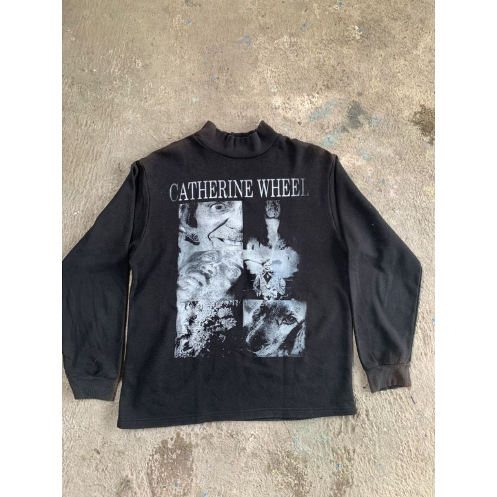 Crew Neck Catherine Wheel