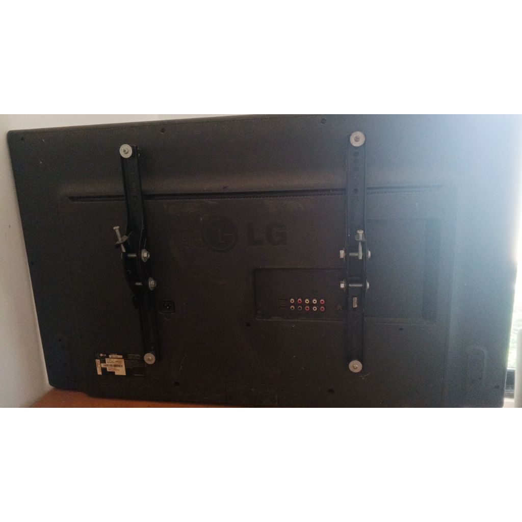 cover belakang tv LG 42 inc