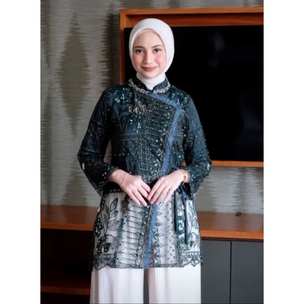 Hana Kimono by Sarah The Label