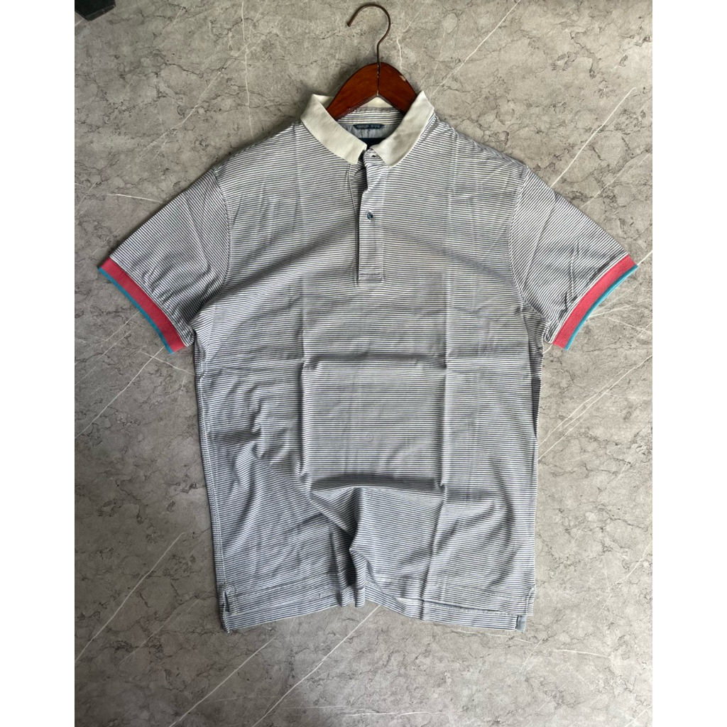 Polo Massimo Dutti size L Cakep No minus