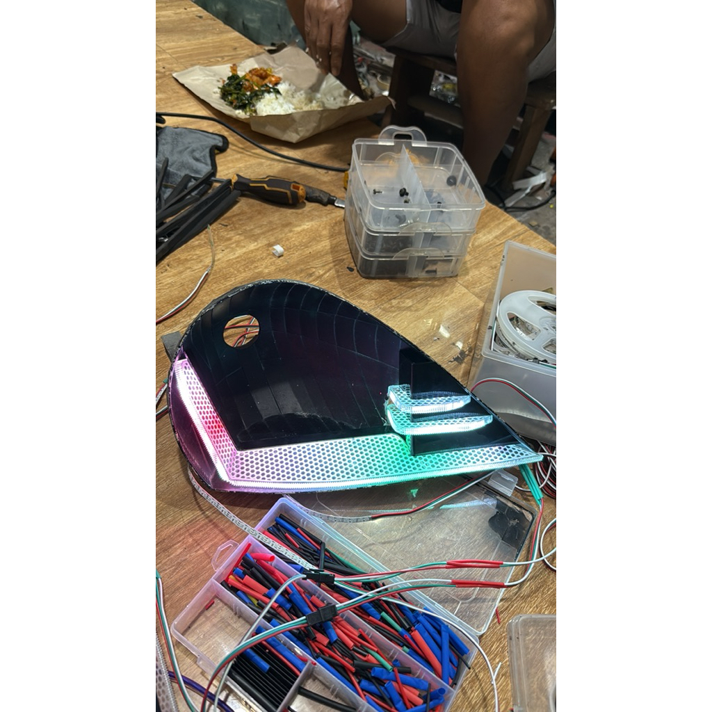 slim frame light innova lama