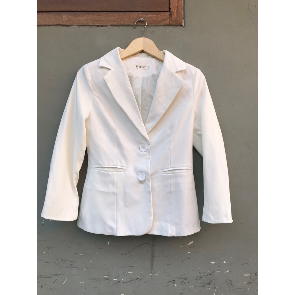preloved blazer putih-blazer putih-preloved blazer-blazer second-blazer bekas-pl blazer-blazer putih