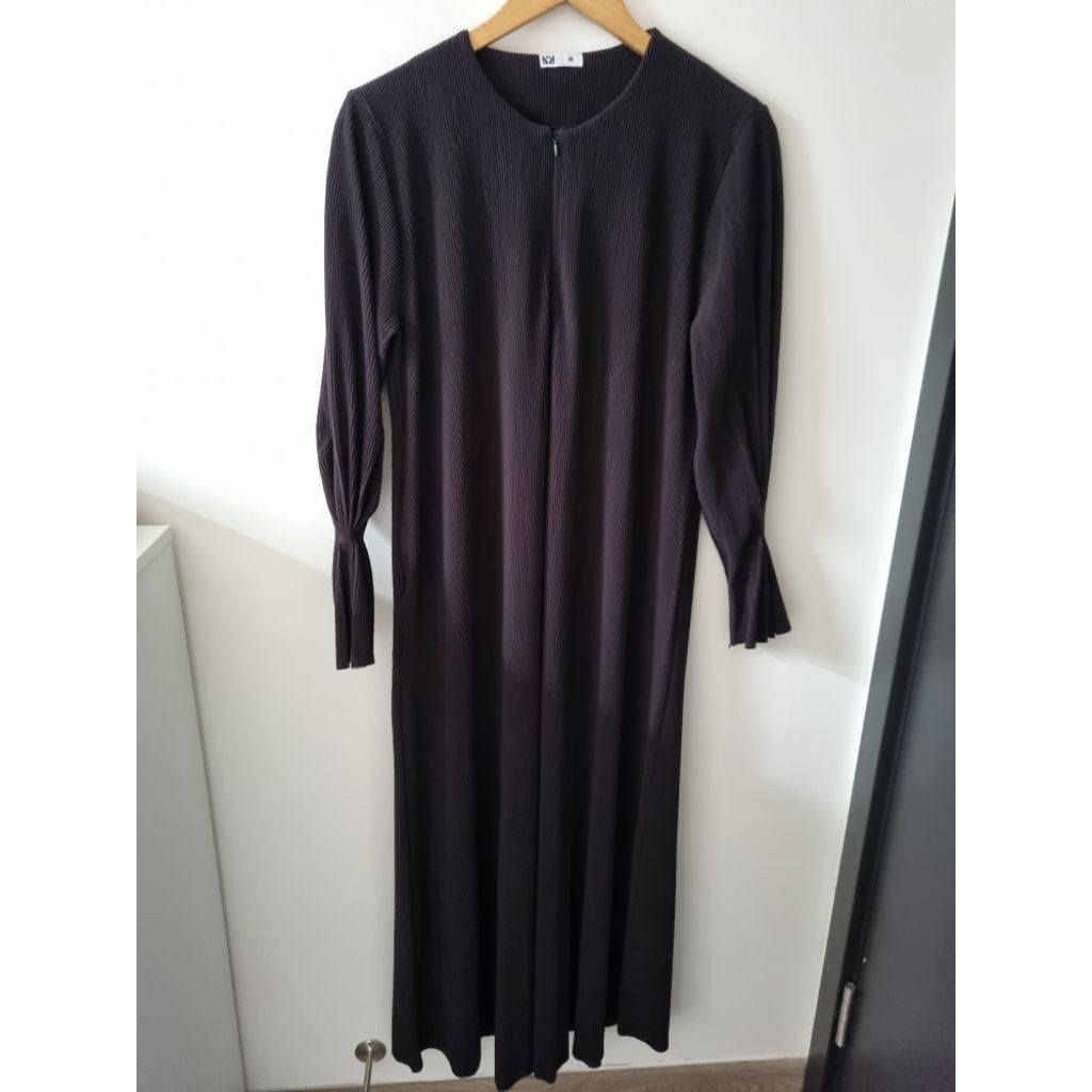 Khalewale pleats dress