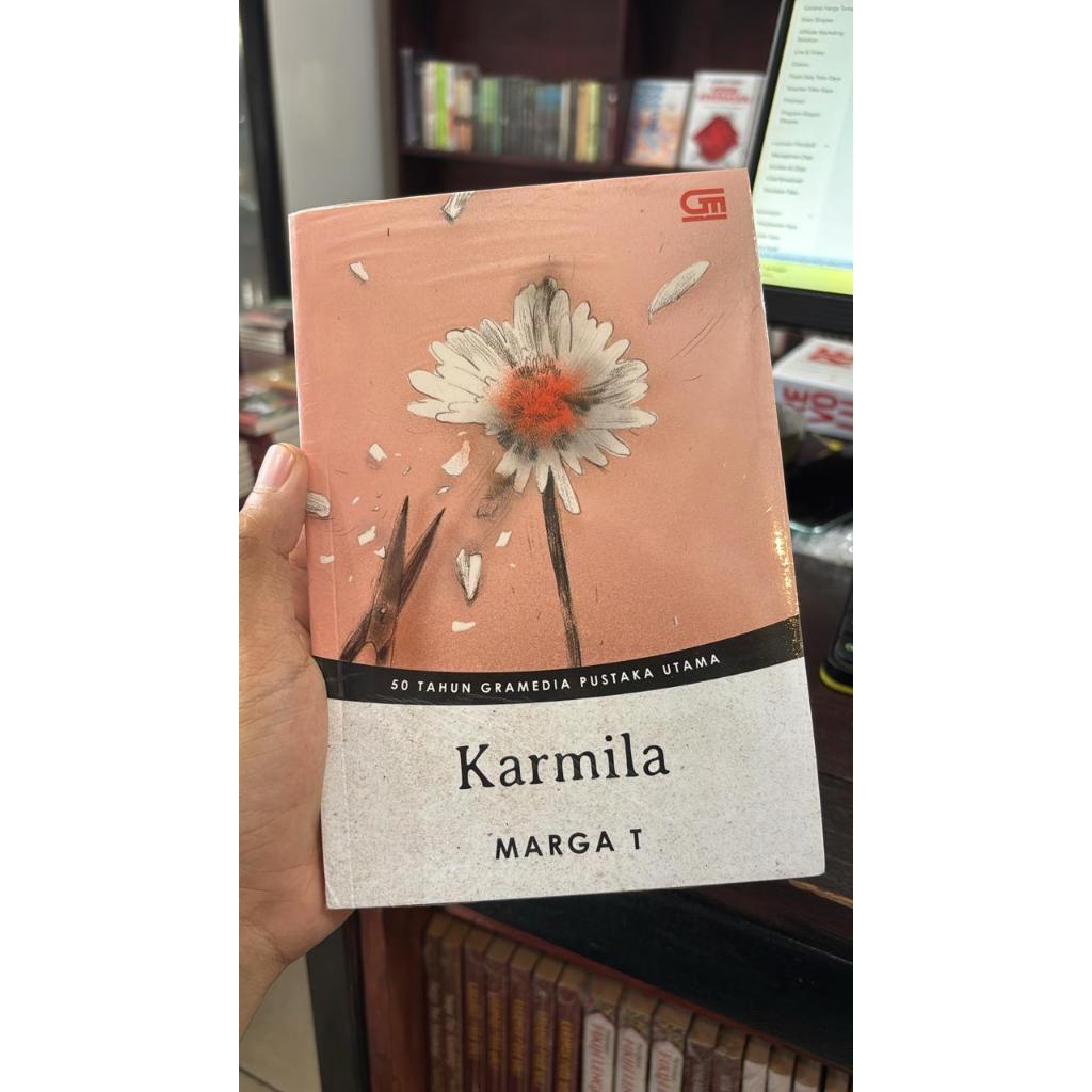 NOVEL KARMILA - MARGA T
