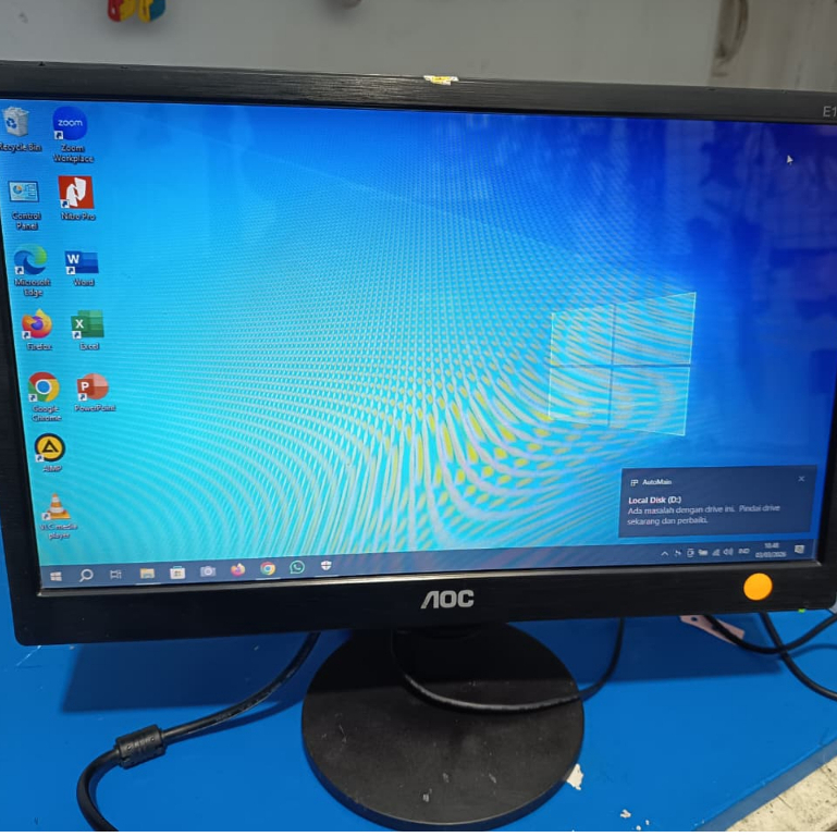 Monitor LED AOC E1670SWU Normal